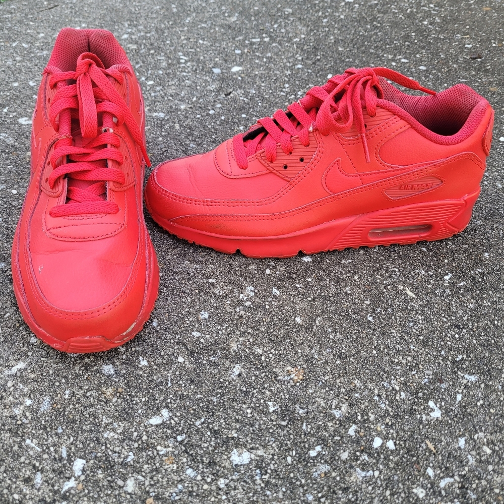 Red Nike Air Max